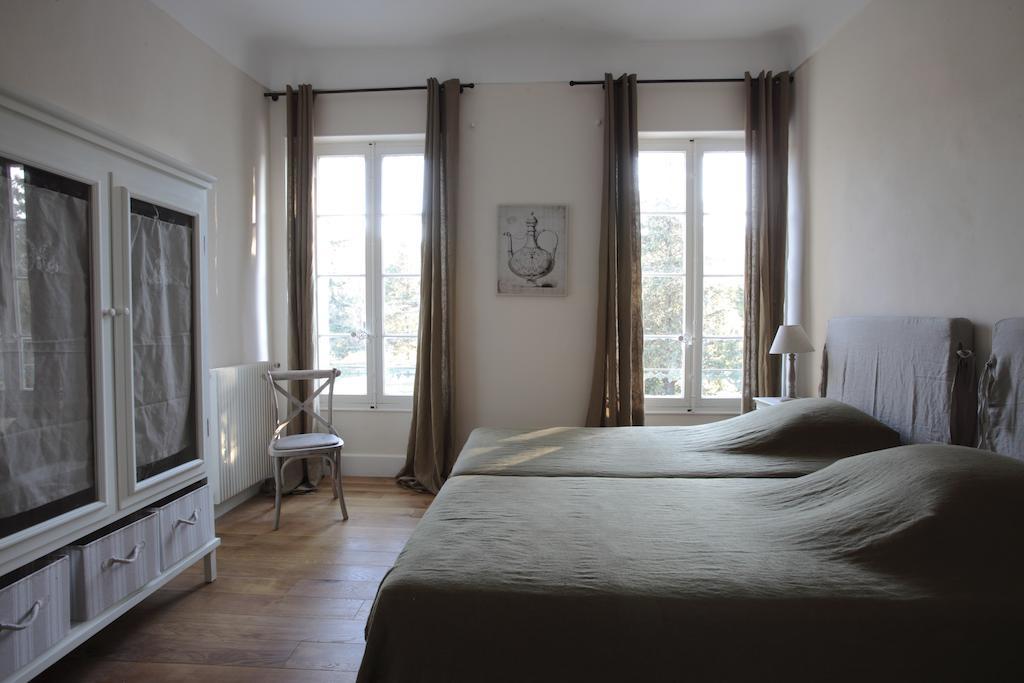 La Maison R Bed and Breakfast Pignans Rum bild
