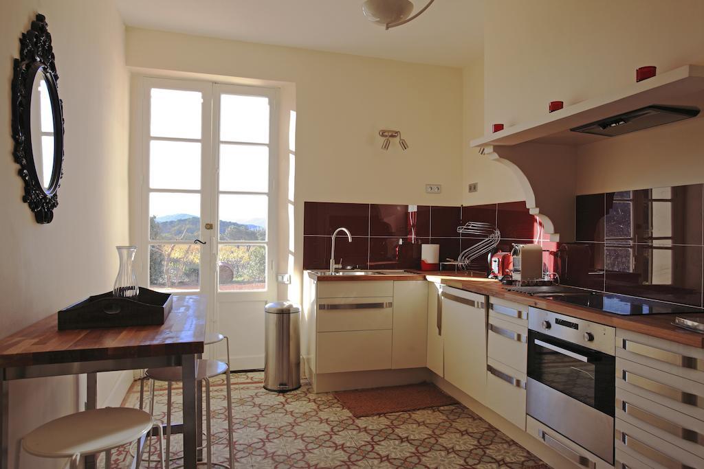La Maison R Bed and Breakfast Pignans Exteriör bild