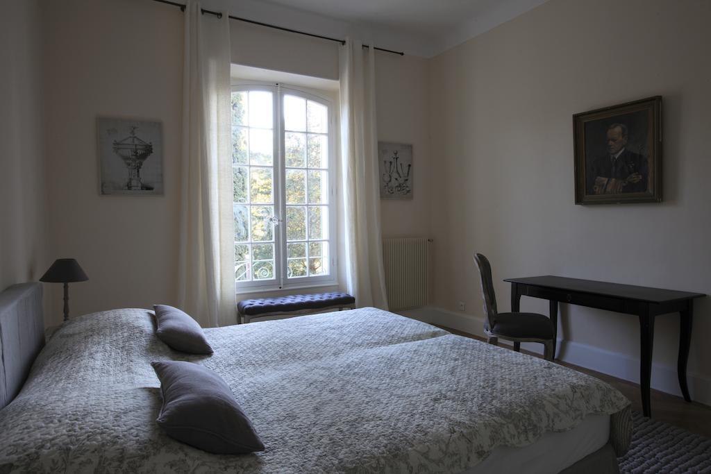 La Maison R Bed and Breakfast Pignans Rum bild