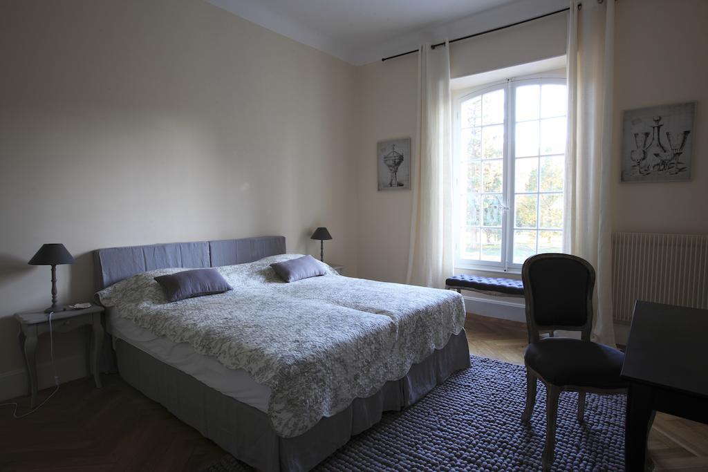 La Maison R Bed and Breakfast Pignans Rum bild